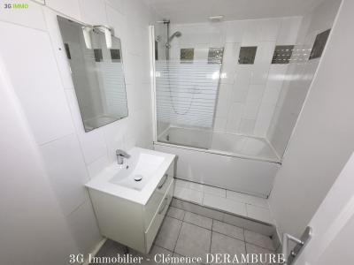 For sale Meru 3 rooms 52 m2 Oise (60110) photo 3