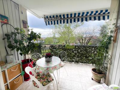 For sale Meyzieu 3 rooms 75 m2 Rhone (69330) photo 0