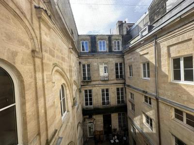 For sale Bordeaux 2 rooms 74 m2 Gironde (33000) photo 3