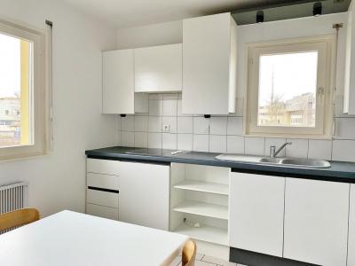 For rent Colmar 3 rooms 75 m2 Haut rhin (68000) photo 3