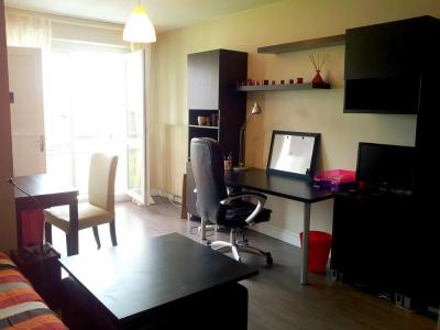 For rent Bordeaux 1 room 27 m2 Gironde (33000) photo 2