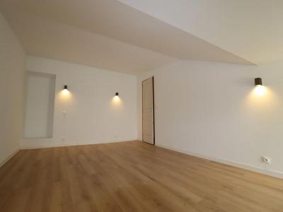 For sale Epannes 6 rooms 195 m2 Deux sevres (79270) photo 3