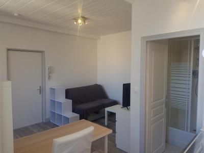 For rent Troyes 1 room 20 m2 Aube (10000) photo 0