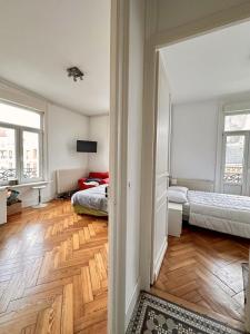 For sale Lille 4 rooms 72 m2 Nord (59000) photo 3