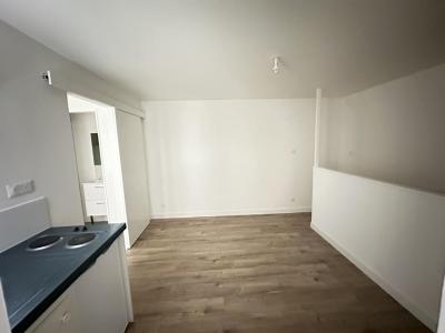 For sale Lille 2 rooms 23 m2 Nord (59800) photo 2