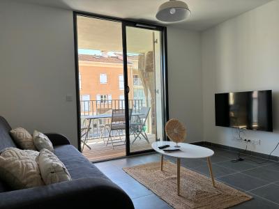 Annonce Vente 2 pices Appartement Bormes-les-mimosas 83