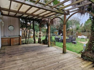 For sale Ares 12 rooms 316 m2 Gironde (33740) photo 3