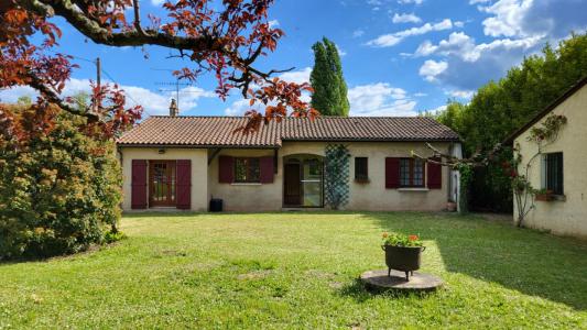 For sale Fleix 5 rooms 104 m2 Dordogne (24130) photo 0