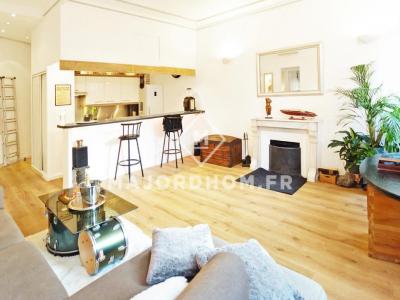 For sale Marseille-6eme-arrondissement 3 rooms 65 m2 Bouches du Rhone (13006) photo 2