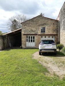 For sale Echire 6 rooms 200 m2 Deux sevres (79410) photo 2