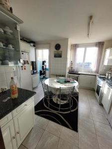 For sale Marseille-15eme-arrondissement 4 rooms 74 m2 Bouches du Rhone (13015) photo 3