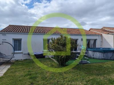 For sale Givrand 5 rooms 95 m2 Vendee (85800) photo 0