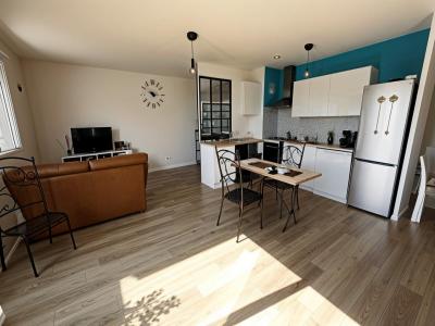 For sale Fos-sur-mer 3 rooms 69 m2 Bouches du Rhone (13270) photo 1