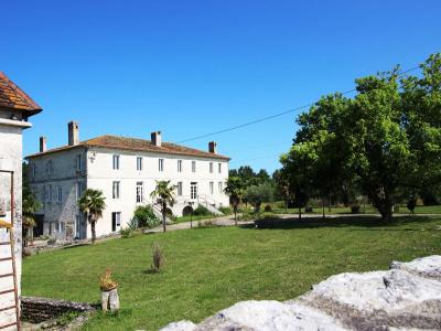 For sale Pons 17 rooms 908 m2 Charente maritime (17800) photo 1