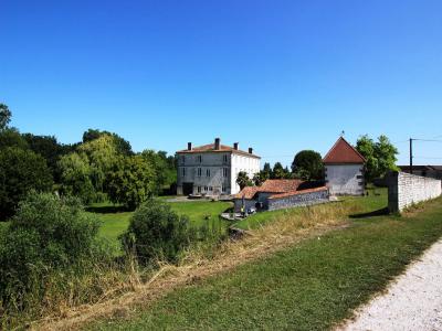 For sale Pons 17 rooms 908 m2 Charente maritime (17800) photo 2