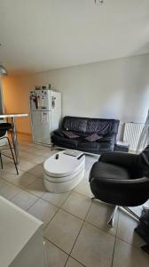For sale Feyzin 2 rooms 41 m2 Rhone (69320) photo 2