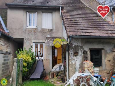 For sale Ainay-le-chateau 3 rooms 55 m2 Allier (03360) photo 0