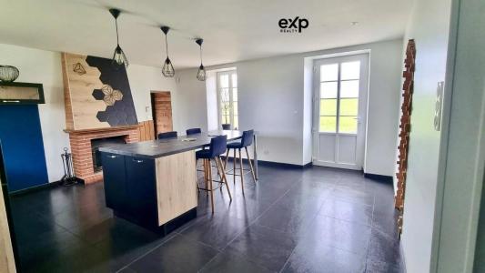 For sale Montenay 7 rooms 150 m2 Mayenne (53500) photo 2