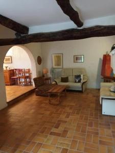 For sale Pouzolles 5 rooms 130 m2 Herault (34480) photo 3