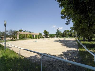 Acheter Prestige 1800 m2 Nimes