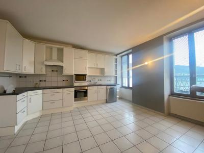 For sale Oyonnax 5 rooms 153 m2 Ain (01100) photo 3