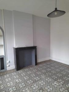 For sale Maubeuge 4 rooms 70 m2 Nord (59600) photo 4