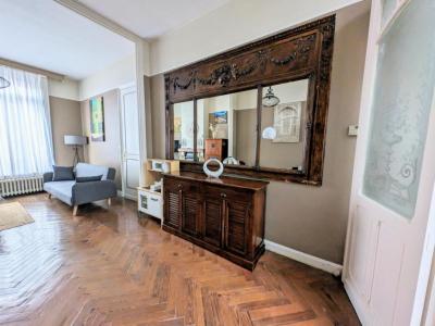 For sale Roubaix 5 rooms 135 m2 Nord (59100) photo 2