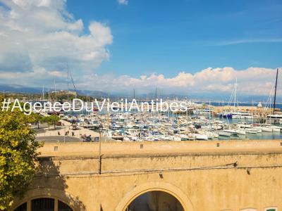 For rent Antibes VIEIL ANTIBES 3 rooms 84 m2 Alpes Maritimes (06600) photo 0