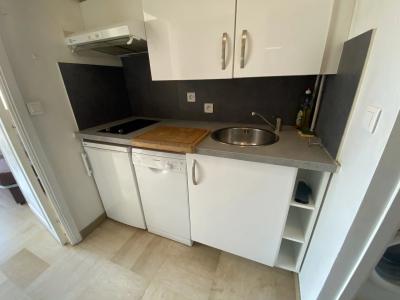 For rent Nice MADELEINE 1 room 26 m2 Alpes Maritimes (06000) photo 2