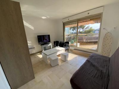 For rent Nice MADELEINE 1 room 26 m2 Alpes Maritimes (06000) photo 3