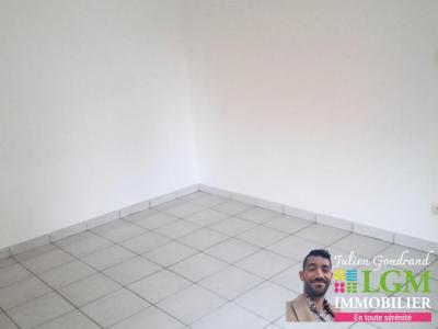 For sale Nimes 2 rooms 35 m2 Gard (30000) photo 2