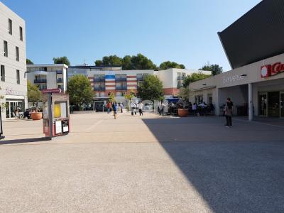 Acheter Local commercial Biot 269000 euros