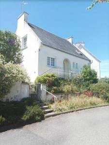 For sale Chateauneuf-du-faou 6 rooms 122 m2 Finistere (29520) photo 1