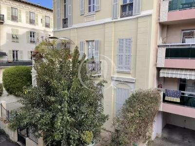For sale Nice GAMBETTA 4 rooms 62 m2 Alpes Maritimes (06000) photo 2