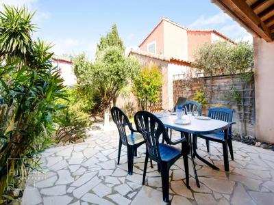 For sale Narbonne 4 rooms 67 m2 Aude (11100) photo 0