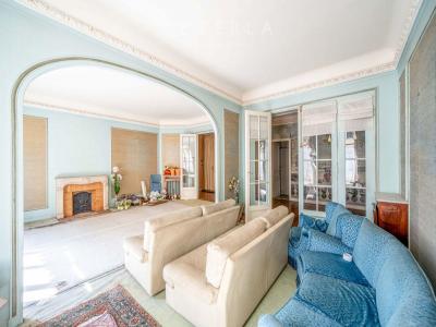 For sale Paris-7eme-arrondissement 5 rooms 174 m2 Paris (75007) photo 3