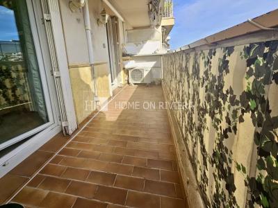 For sale Nice 3 rooms 63 m2 Alpes Maritimes (06200) photo 2