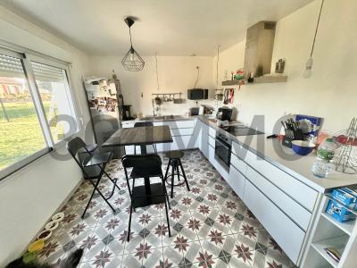 For sale Prisches 4 rooms 97 m2 Nord (59550) photo 1
