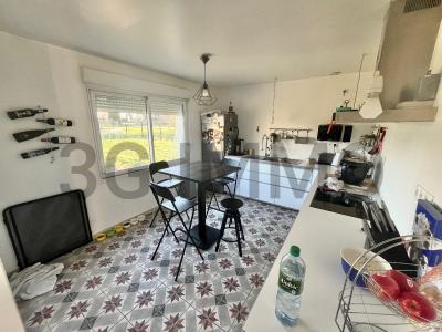 For sale Prisches 4 rooms 97 m2 Nord (59550) photo 2