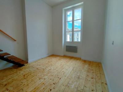 For sale Bordeaux 2 rooms 30 m2 Gironde (33000) photo 2
