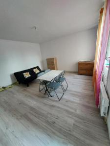 For rent Saint-quentin 1 room 23 m2 Aisne (02100) photo 0