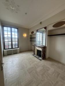 For sale Vernon 15 rooms 213 m2 Eure (27200) photo 4