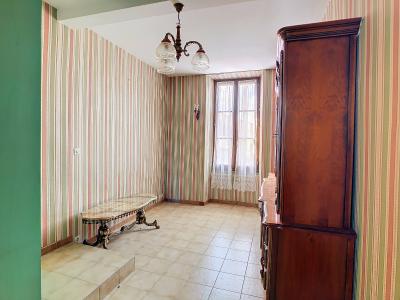 For sale Mirande 3 rooms 75 m2 Gers (32300) photo 2