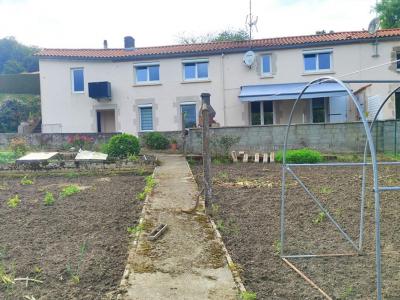 For sale Chatelliers-chateaumur 6 rooms 115 m2 Vendee (85700) photo 0