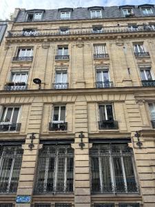 For rent Paris-11eme-arrondissement 191 m2 Paris (75011) photo 0