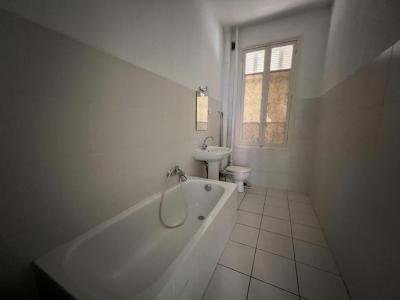 Louer Appartement Ajaccio 911 euros