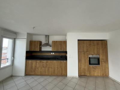 Louer Appartement 86 m2 Reze