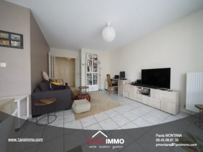 For sale Grenoble 3 rooms 65 m2 Isere (38000) photo 2