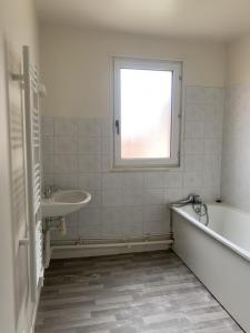 For rent Troyes 3 rooms 90 m2 Aube (10000) photo 4