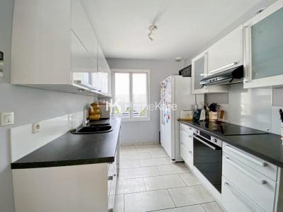 For sale Eysines 4 rooms 135 m2 Gironde (33320) photo 4